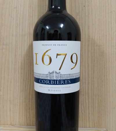 Rượu vang Pháp 1679  Corbiere