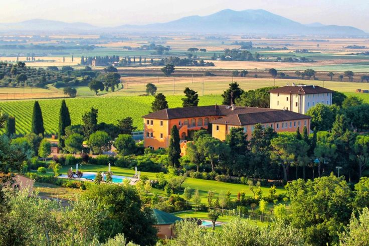 Khám phá vùng rượu vang Tuscany nổi tiếng nước Ý