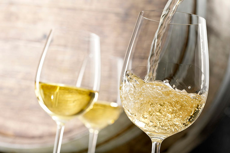 Rượu vang trắng - White wine
