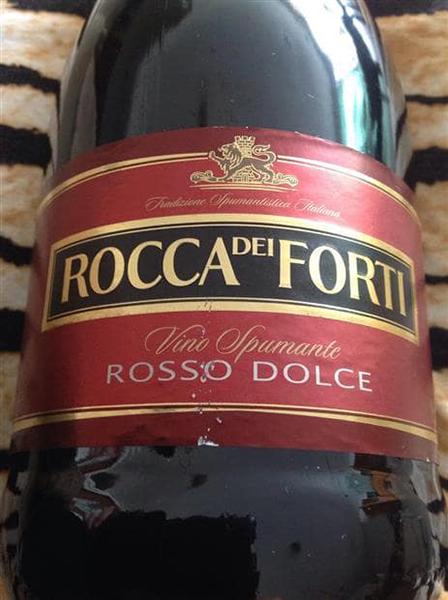 Rượu vang Ý Rocca Dei Forti Rosso Dolce