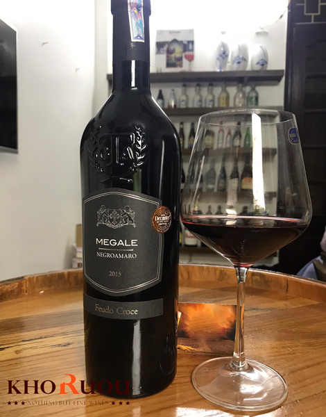 Rượu vang Megale Negroamaro Rượu vang Megale Negroamaro