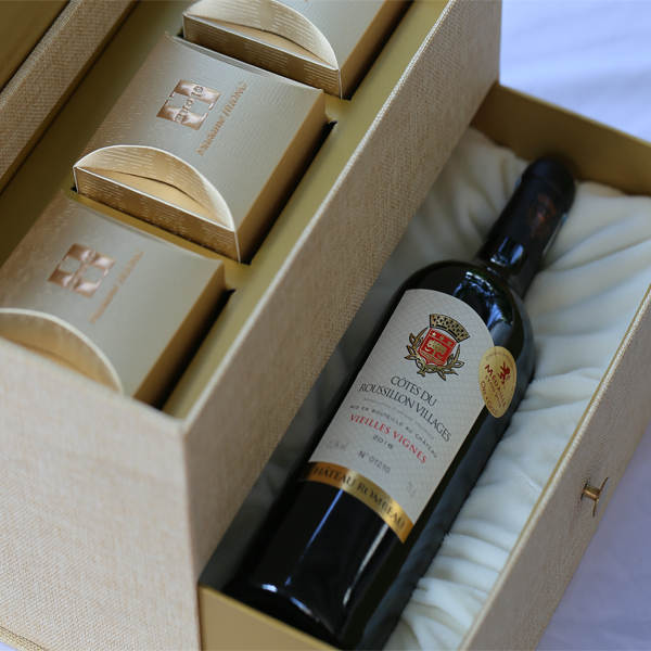Vang Pháp Chauteau Rombeau Vieilles Vignes + Bánh trung thu cao cấp