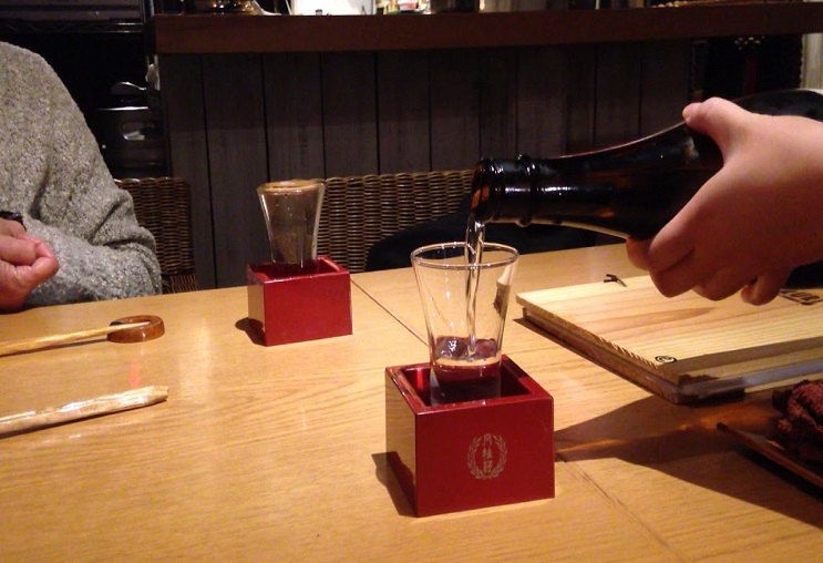5 nguyên tắc "vàng" khi thưởng thức rượu sake