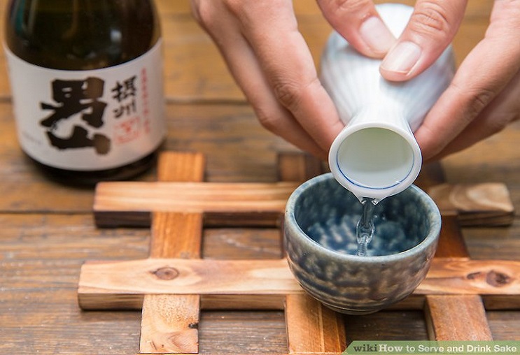 Khắc phục tình trạng mệt mỏi khi uống rượu sake hiệu quả nhất